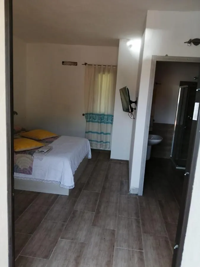 Bed and Breakfast Elia'S House Padru Bed & Breakfast